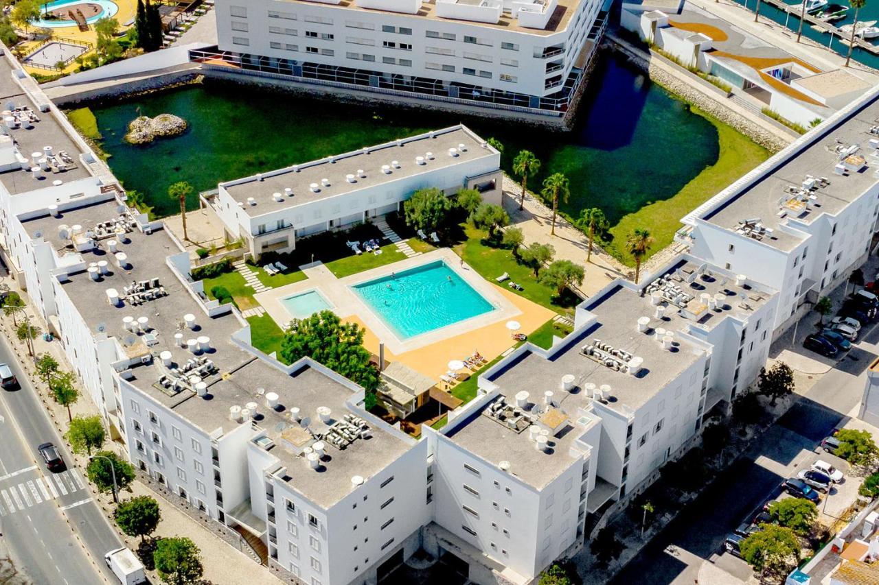 Marina Harbour 18 By Destination Algarve