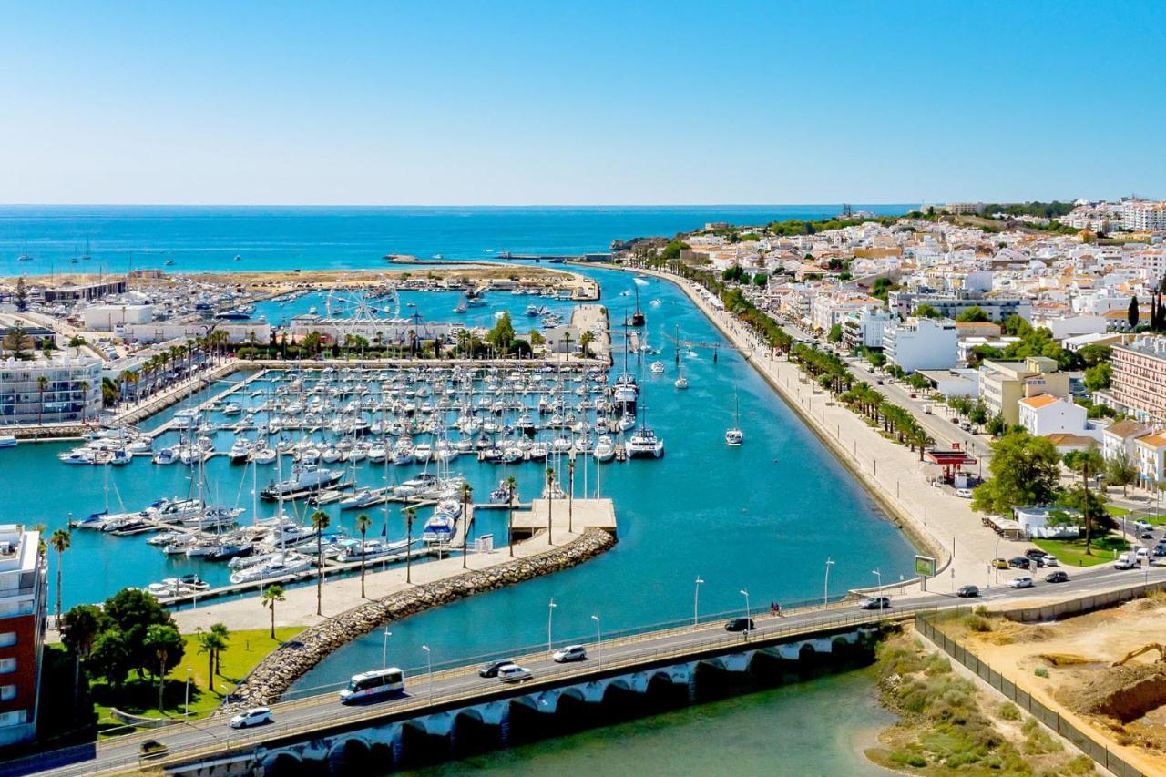 Marina Harbour 18 By Destination Algarve